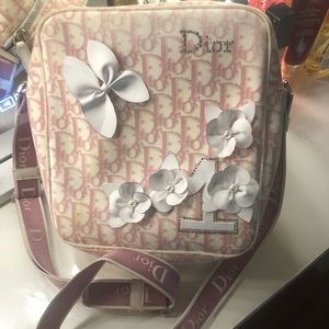 Authentic Dior Monogram Crossbody bag 💗